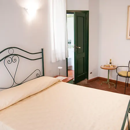 Casa Andrea 3* 陶尔米纳