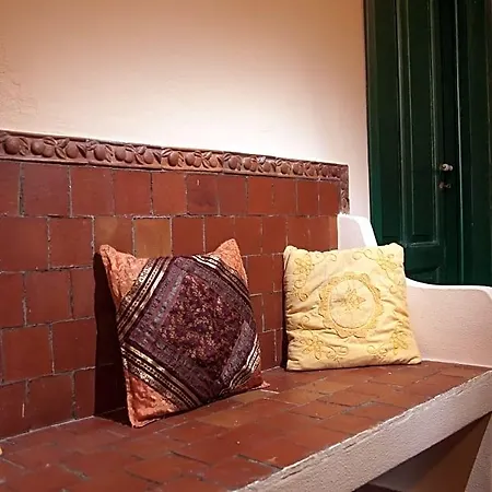 לינה וארוחת בוקר Casa Andrea טאורמינה