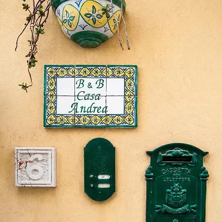 Casa Andrea Alojamento de Acomodação e Pequeno-almoço 3*