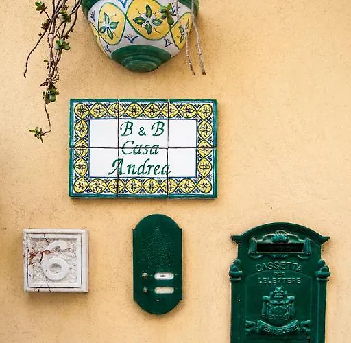Casa Andrea Oda ve Kahvaltı 3*